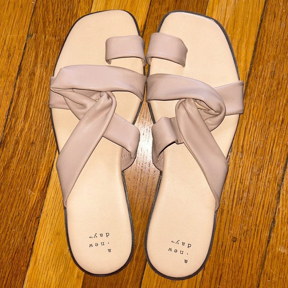 EUC sandals!